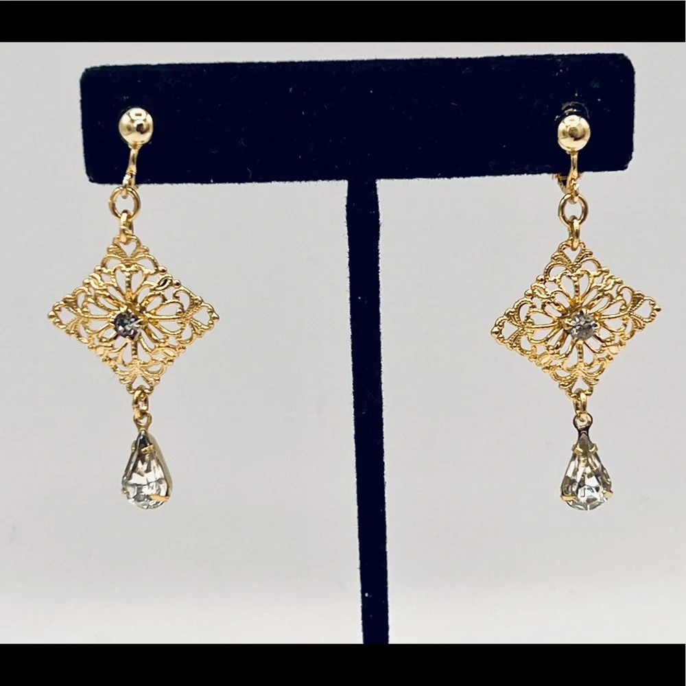Vintage gold filigree clip on dangles simple drops rhinestones